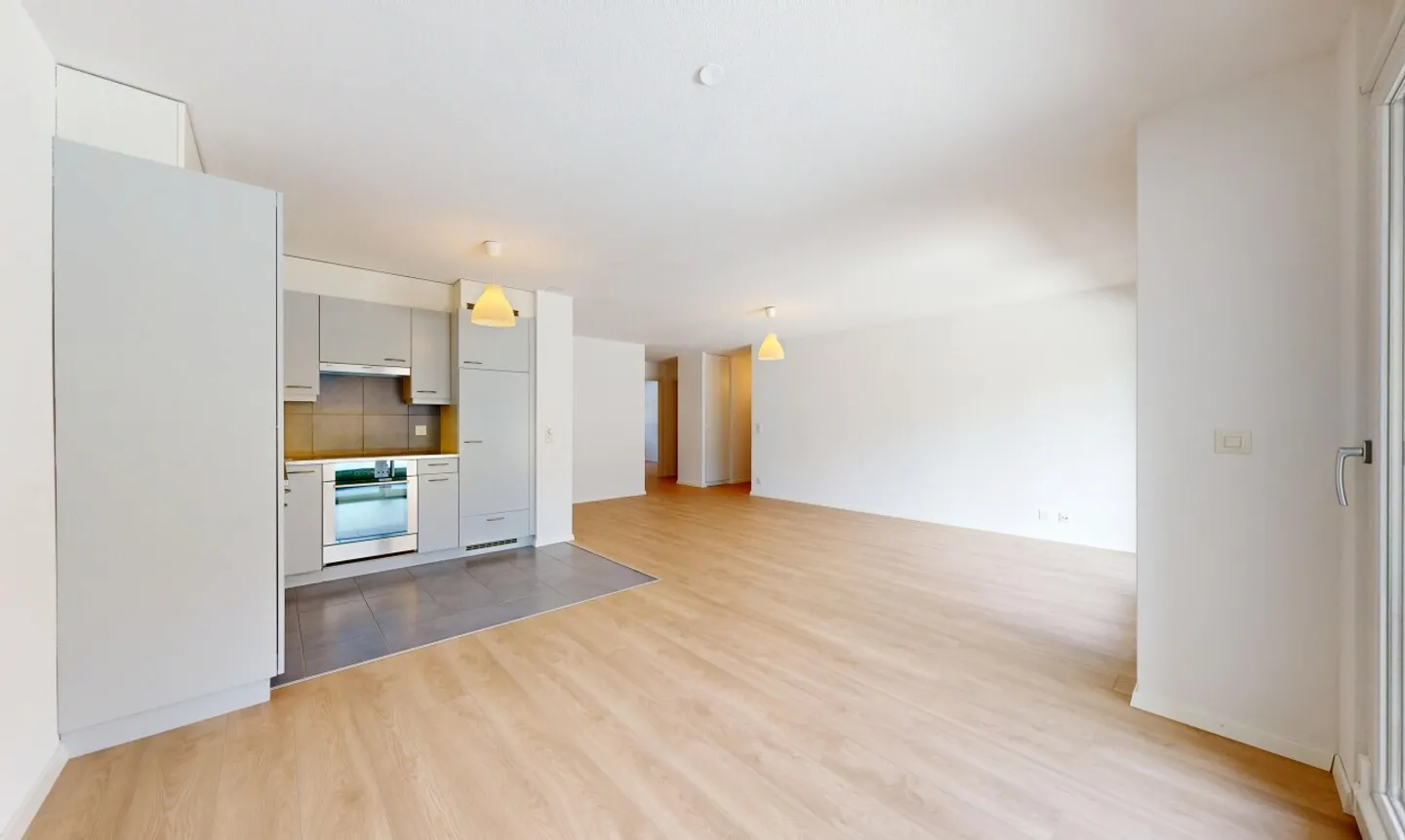 Spazio, comfort e serenità: 4,5 locali a Clarens - Foto 1 di 13