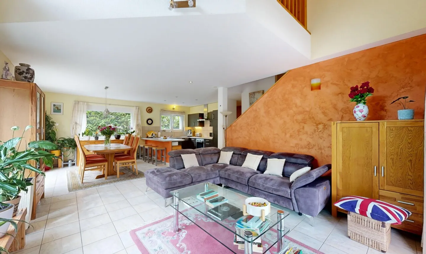 Villa Charmante avec Terrain Constructible - Photo 3 sur 11