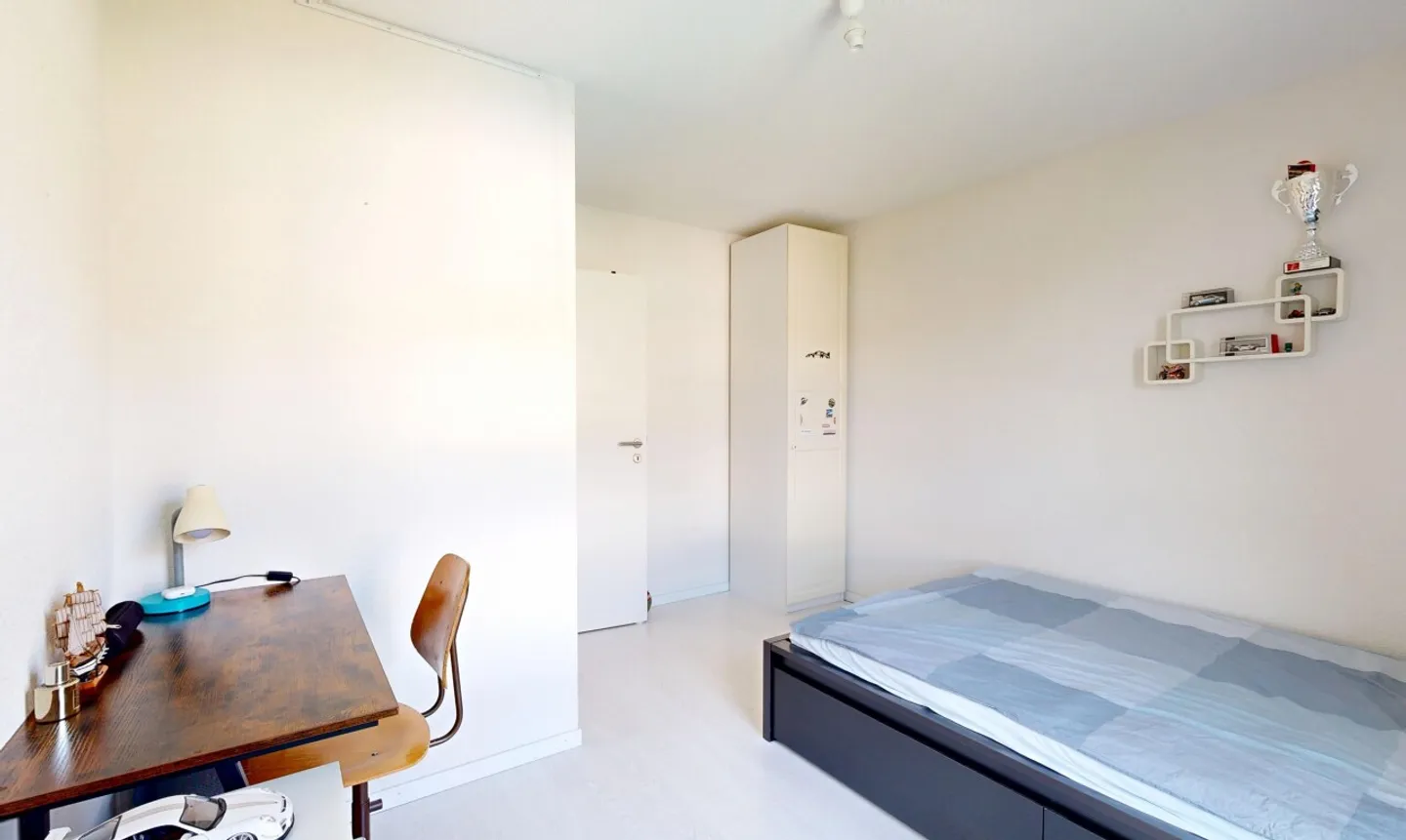 Wunderschönes Familienhaus mit 6,5 Zimmern - 170 m² in Marin - Foto 8 von 11