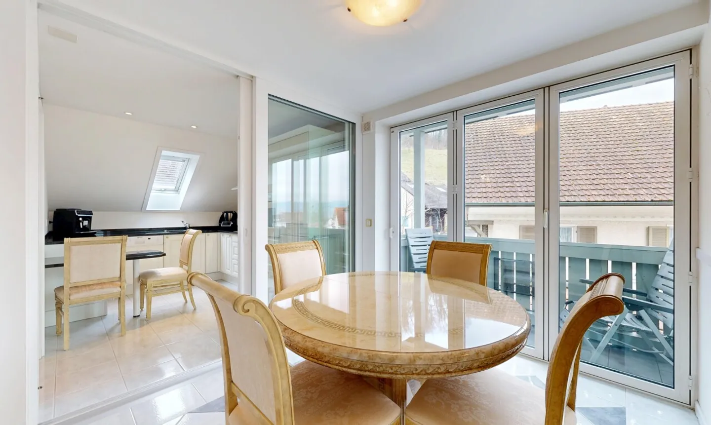 Maisonette im kolonialen Stil - Foto 5 von 11