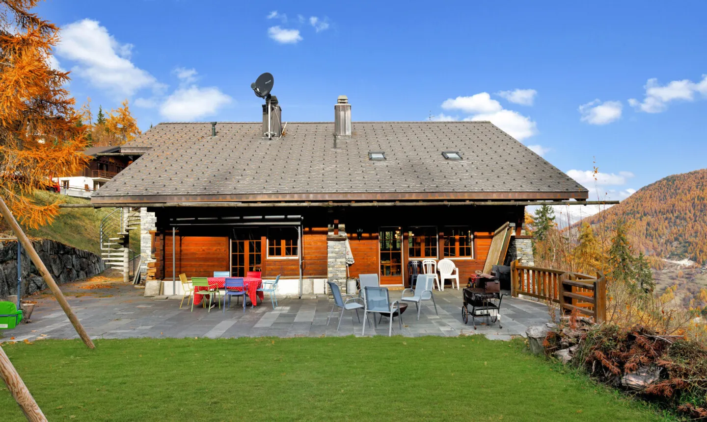 Proprietà eccezionale di 11 stanze - La Tzoumaz - Foto 2 di 13