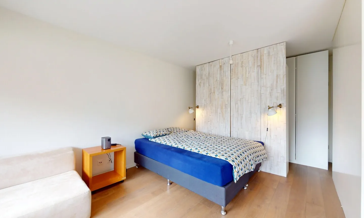 contemporary apartment close to the city center - Photo 7 of 10