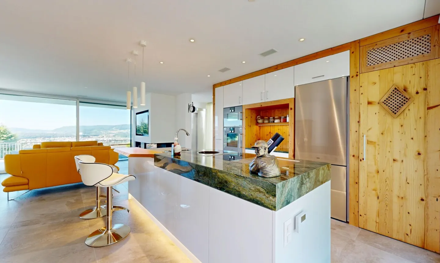 Architecture, View and Living Comfort at the Highest Level - Photo 4 of 11