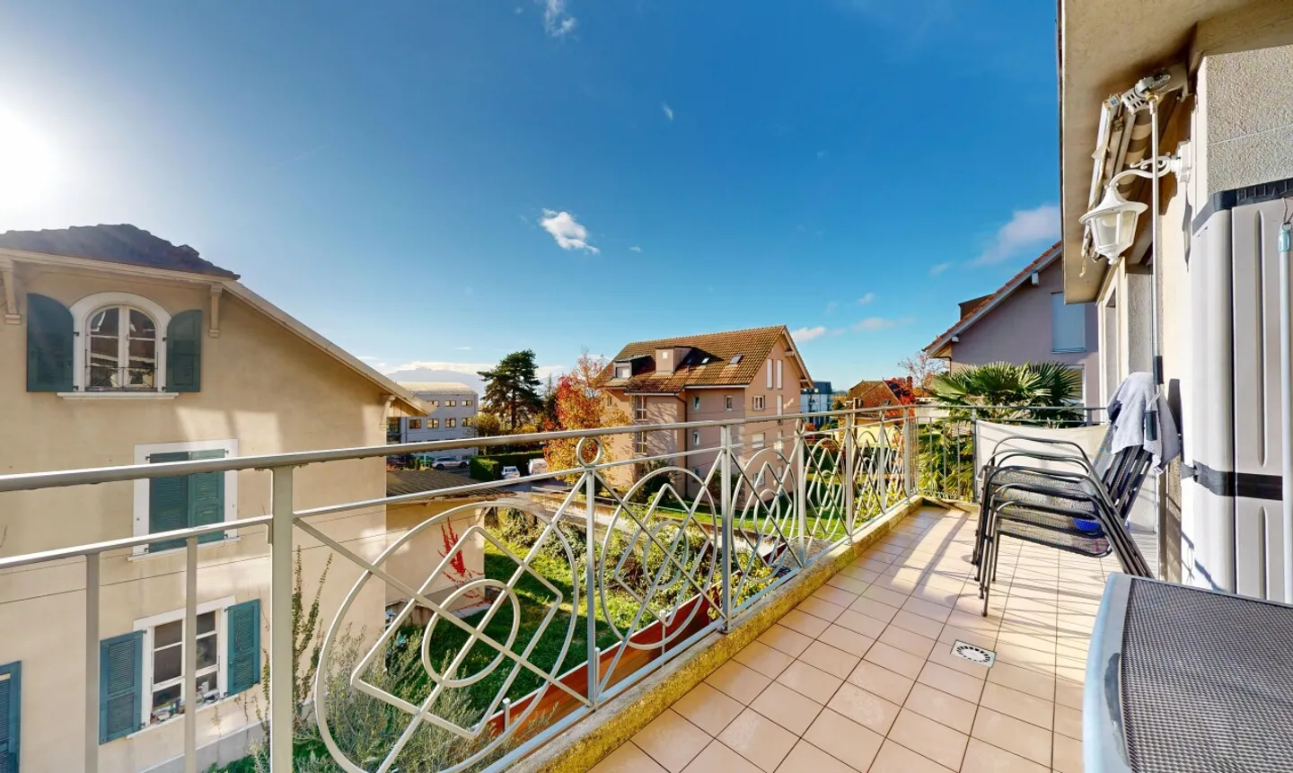 Luminoso duplex a due passi dal centro di Morges - Foto 8 di 13