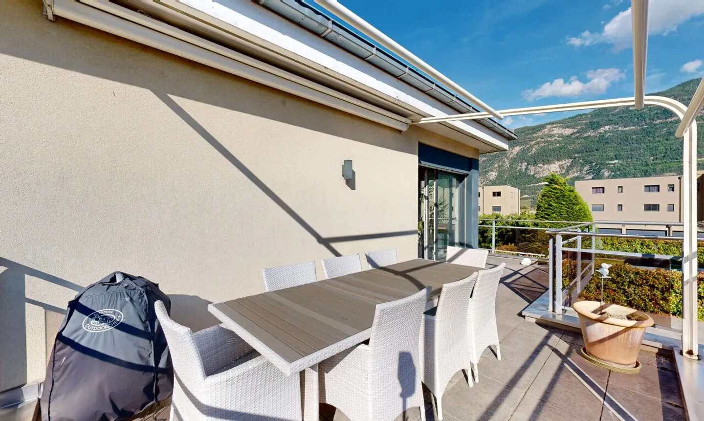 Appartement spacieux avec terrasse - Photo 10 sur 11