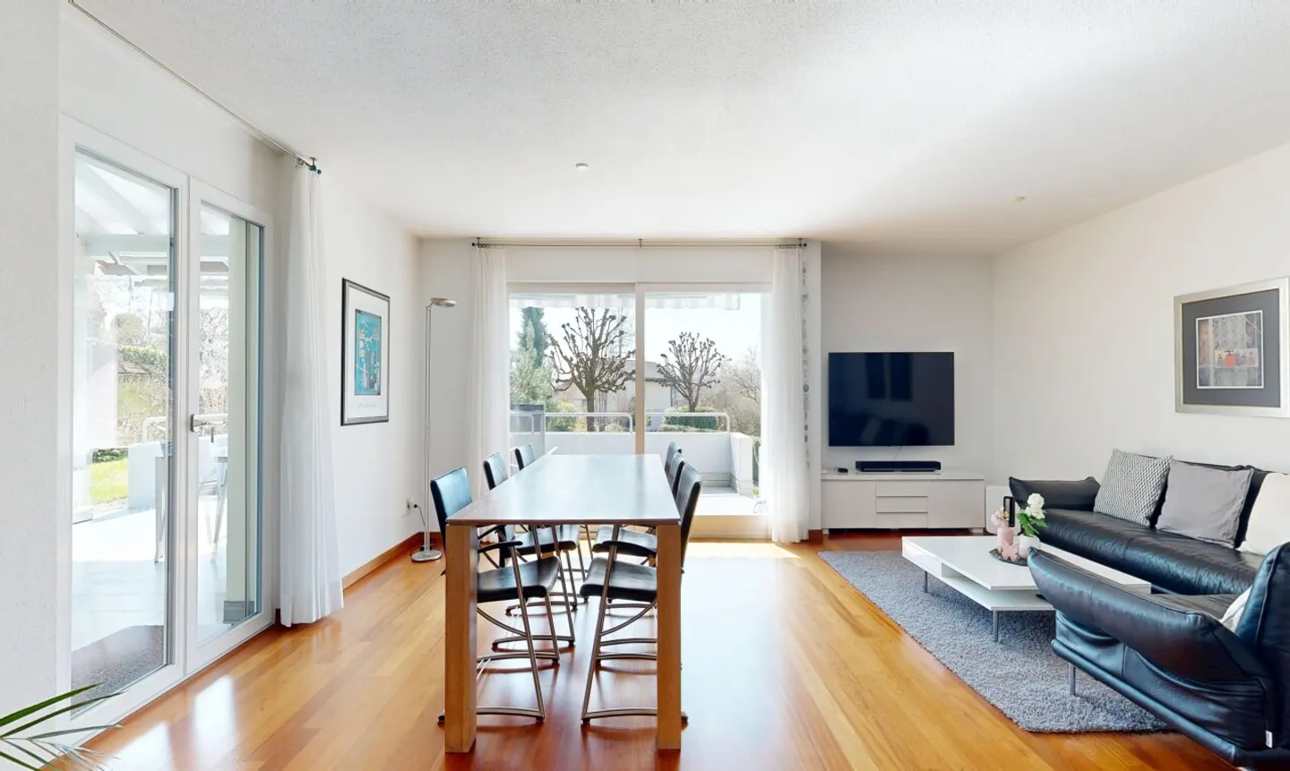 Attraktives 5.5-Zimmer-Doppeleinfamilienhaus - Photo 3 of 11