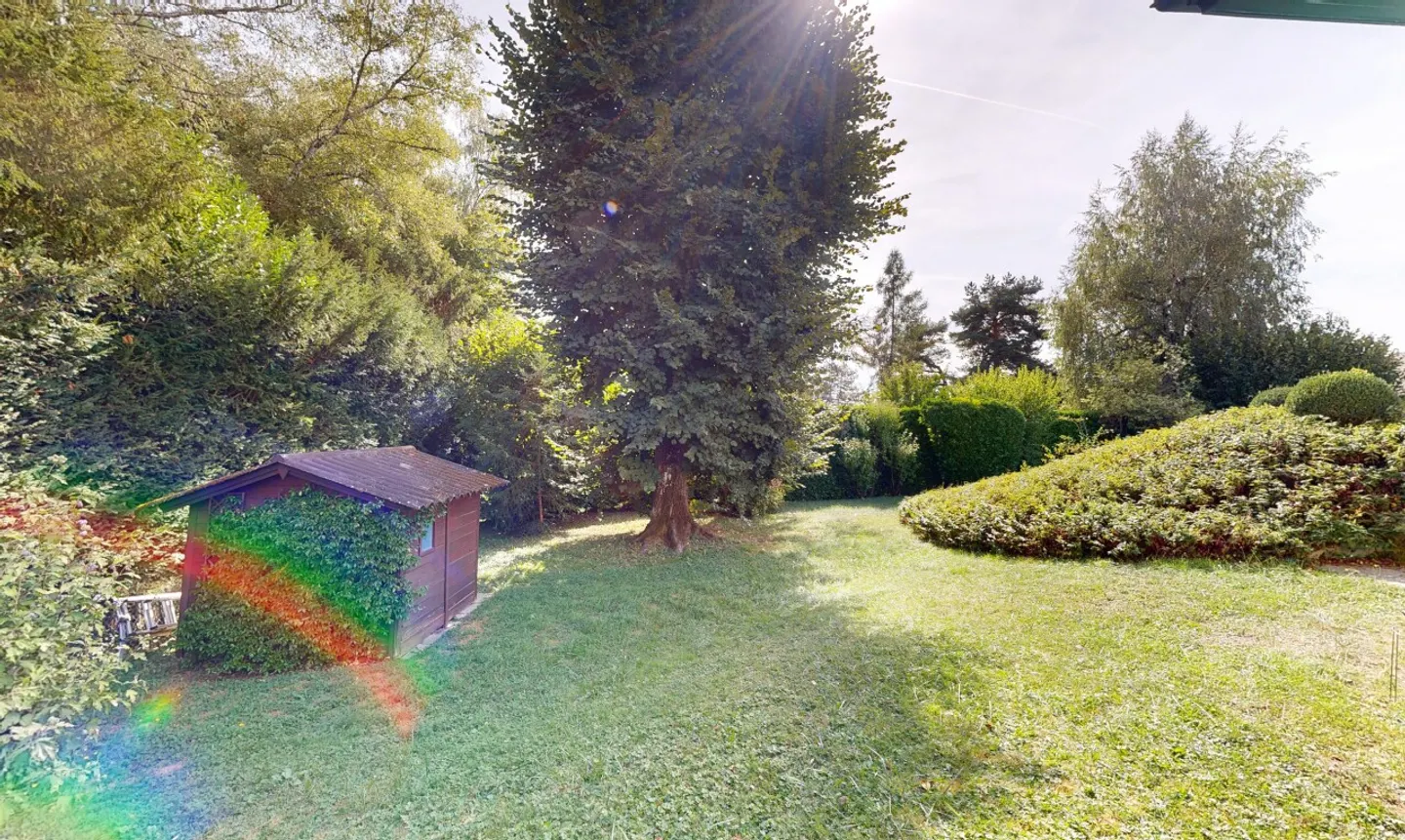 Charmantes Einfamilienhaus in absoluter Ruhe in Coppet - Foto 8 von 11