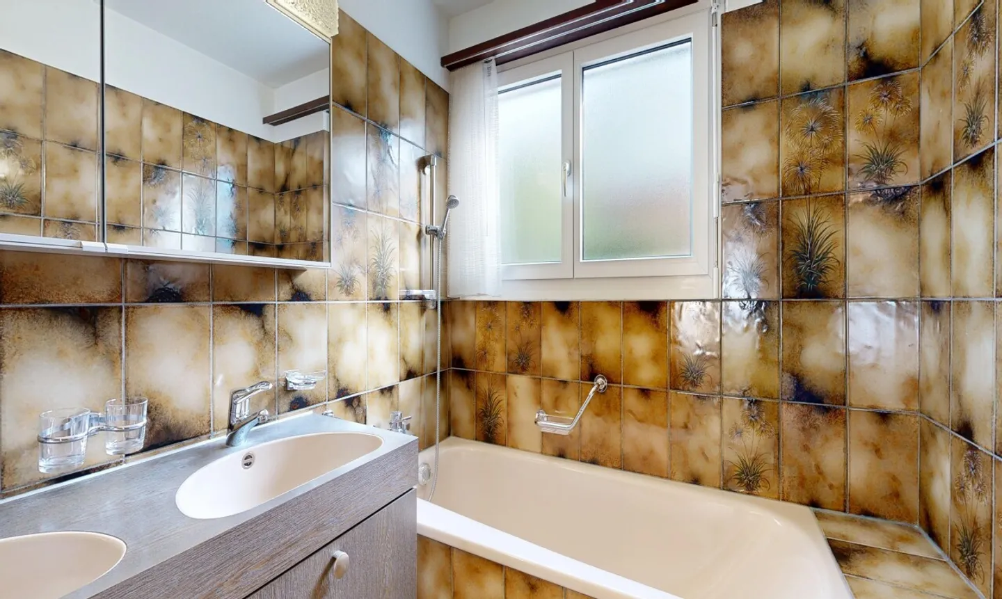 Casa unifamiliare indipendente in posizione collinare a Rudolfstetten - Foto 9 di 13