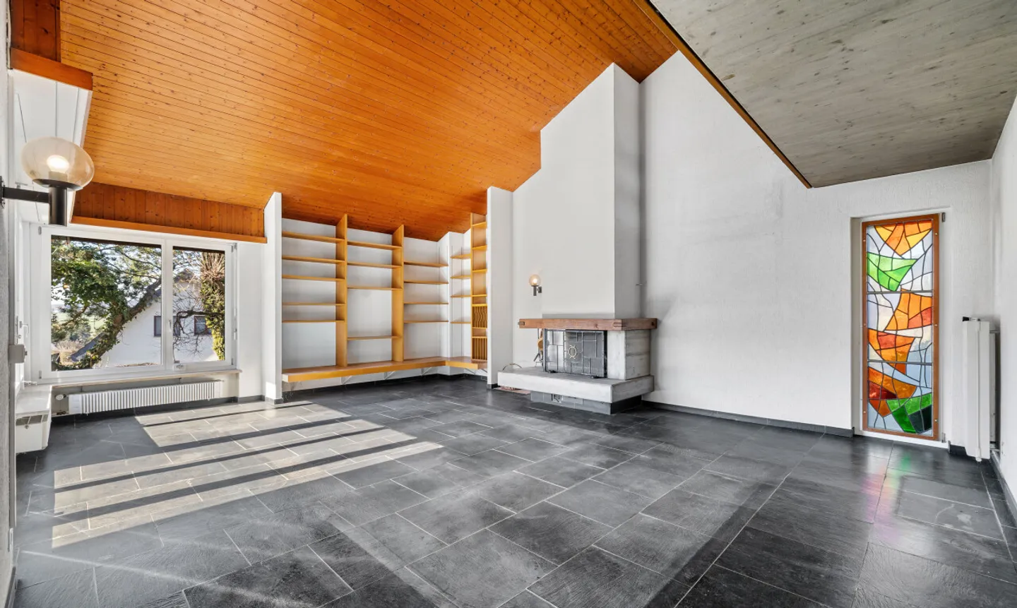 Panorama Single-Family House with a View of the Mariastein Monastery - Photo 3 of 11