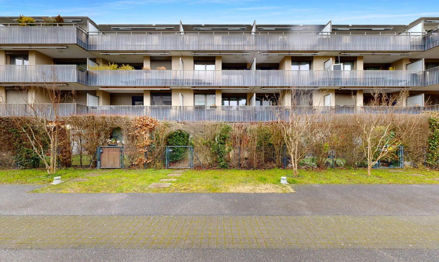 Ideale Lage mit einem schönen Garten - CASATAX - Foto 10 von 11