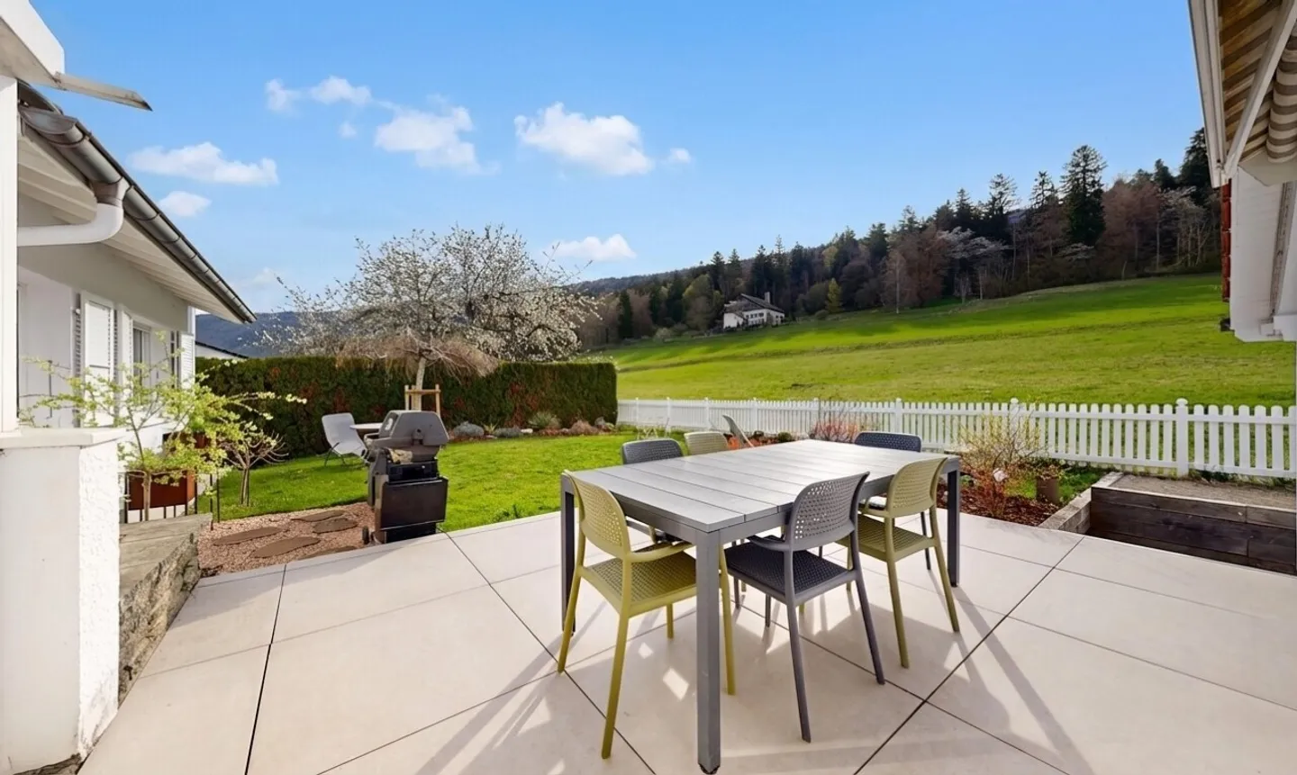 Superbe villa familiale avec piscine - Photo 5 sur 11
