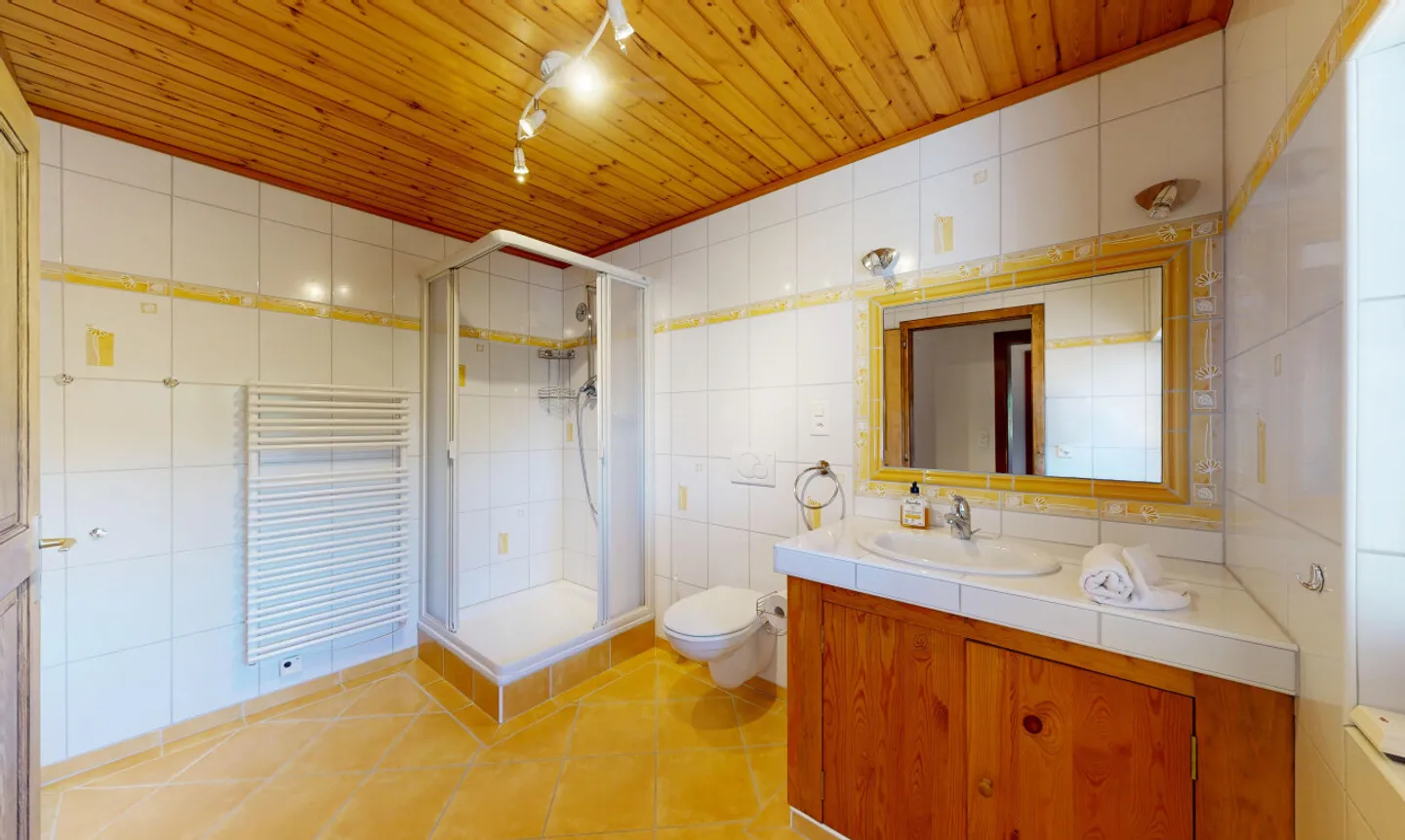 Magnifique ferme vaudoise avec possibilité d'agrandissement! - Photo 9 of 11