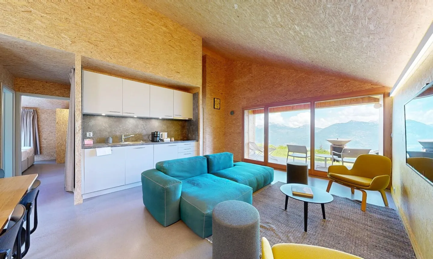 Architectural Chalet with Stunning Views - Photo 3 of 11