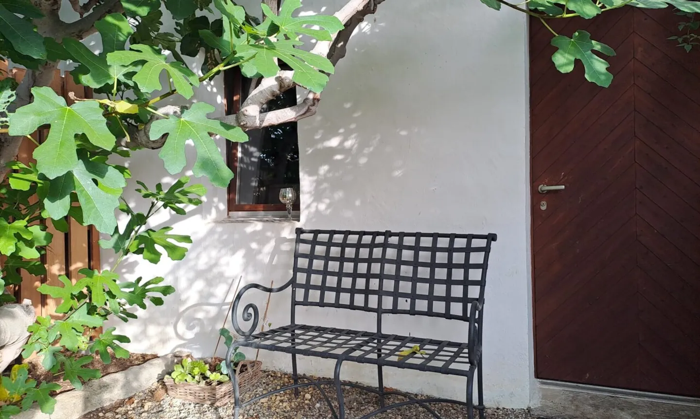 Ein charaktervolles Zuhause in einer grünen Umgebung - Foto 7 von 13