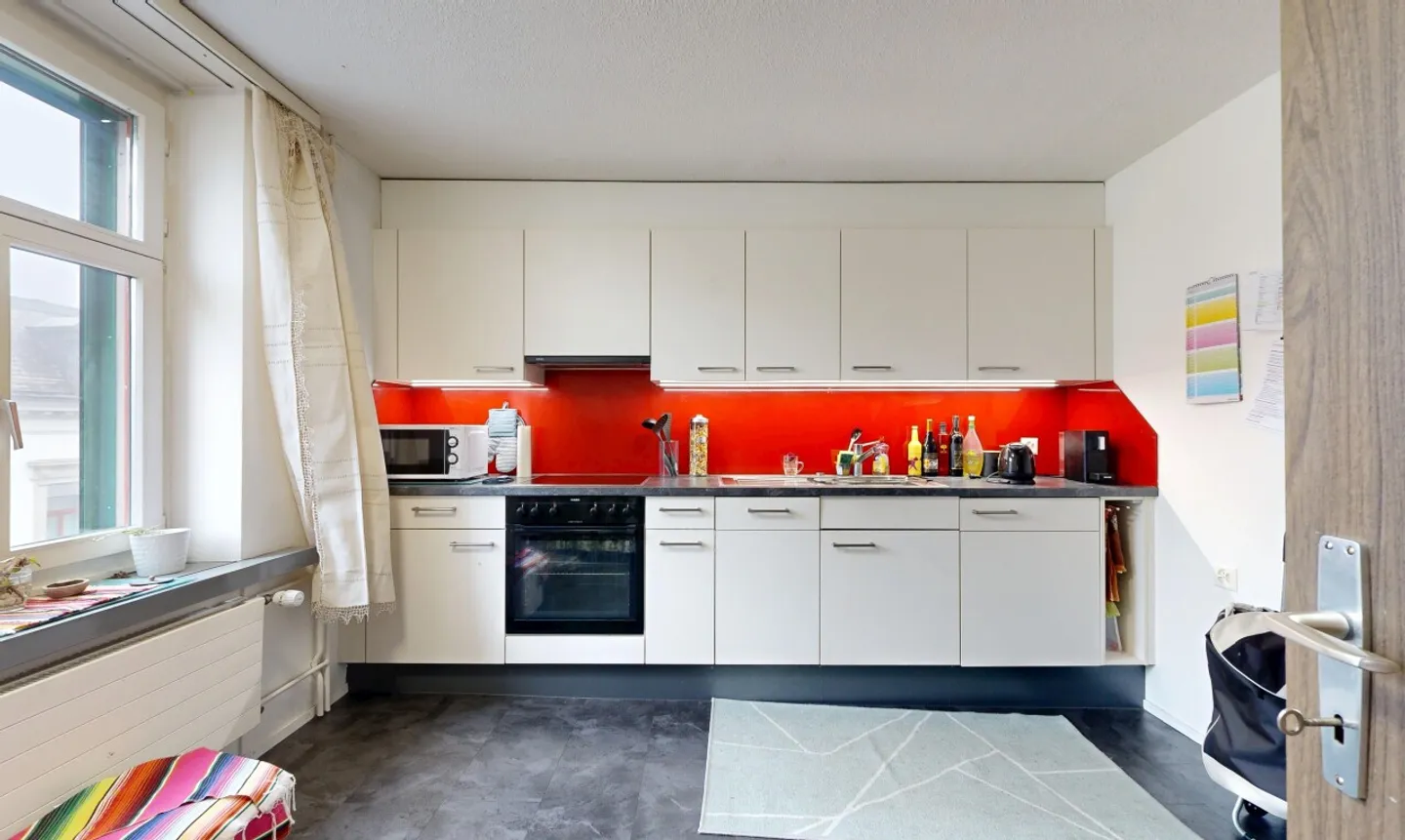 Proprietà ad Alto Rendimento in Posizione Ideale - Foto 4 di 11