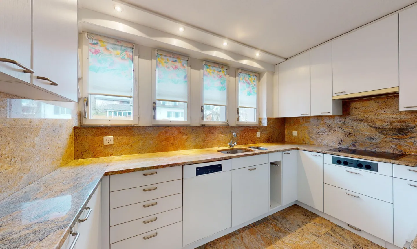 Detached family house with large garden and lots of privacy - Photo 12 of 13