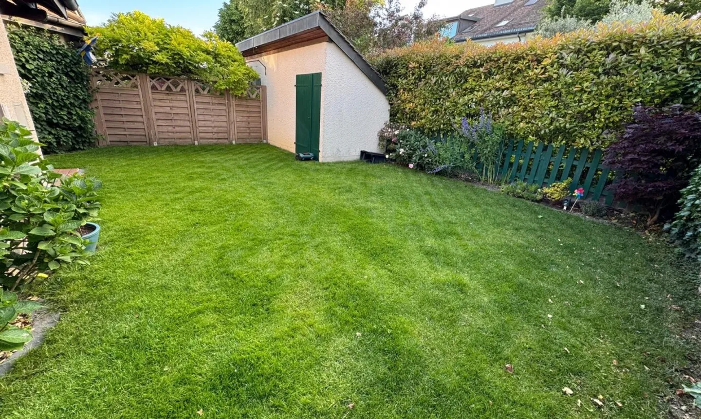 Maison Charmante avec Vue Lac - Photo 3 sur 13