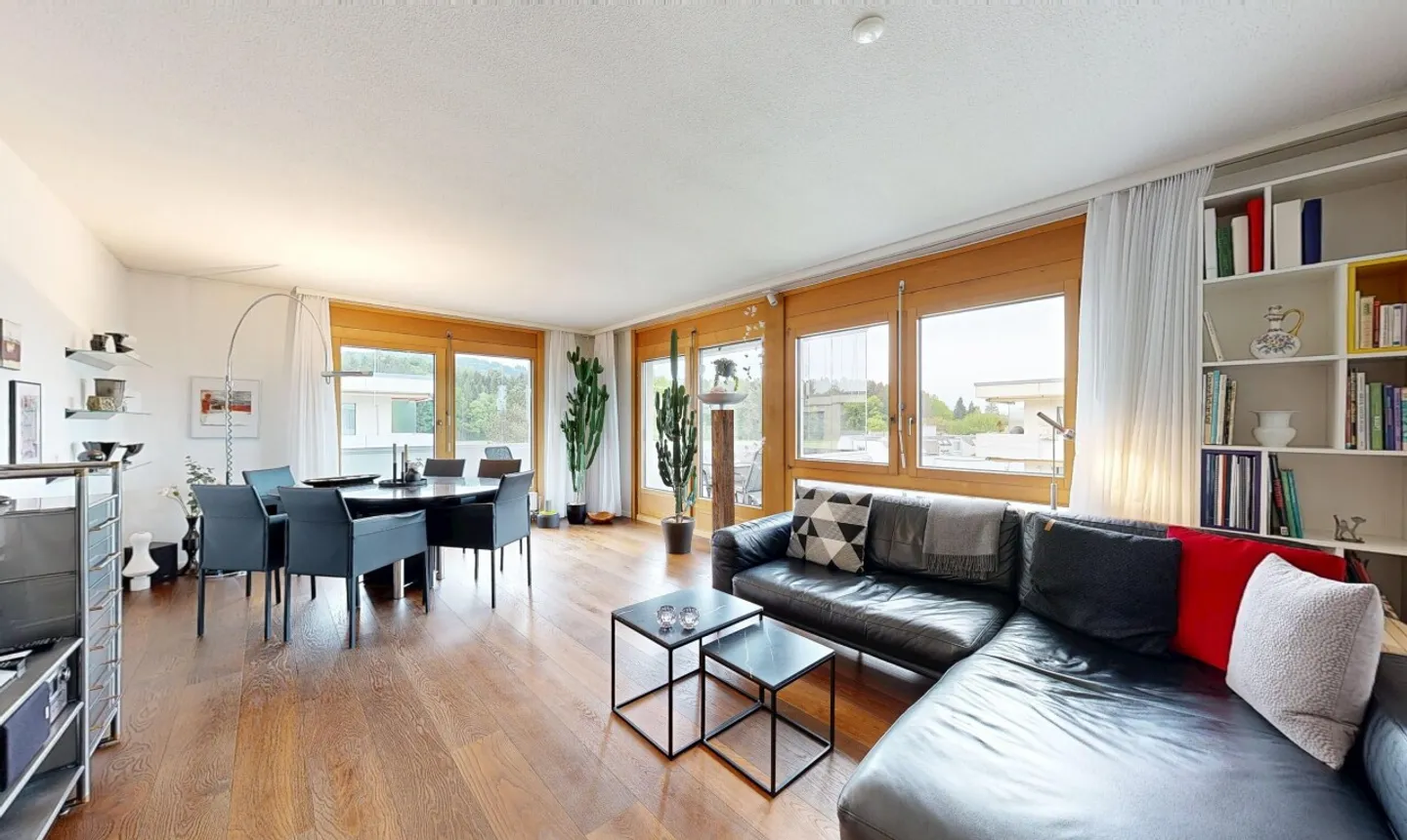 Appartamento 4.5 camere ben curato in una posizione tranquilla a Schönbühl - Foto 3 di 11