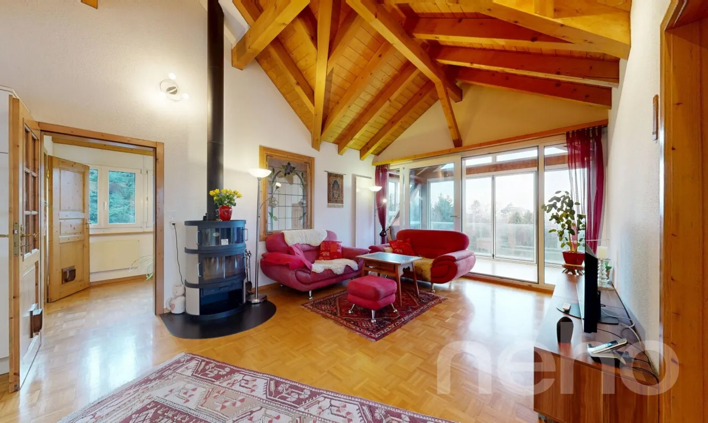 Raum für Träume Haus mit Einliegerwohnung und 9’726 m2 Grundstück - Foto 2 di 11