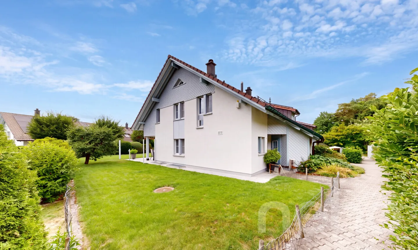 Your new home in Bronschhofen - well-kept, idyllic and versatile - Photo 2 of 11