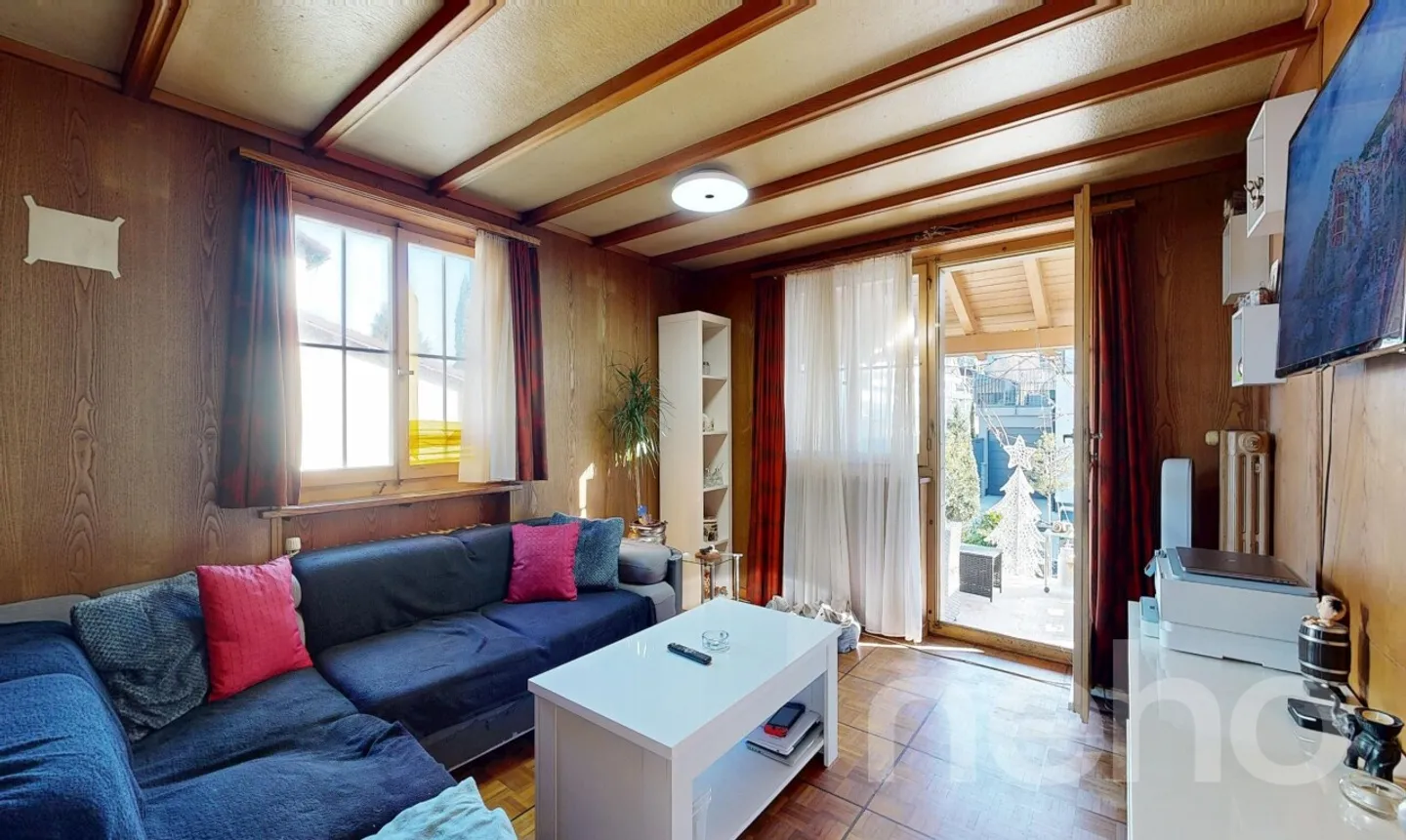 Detached house with renovation or new build potential - Photo 7 of 11