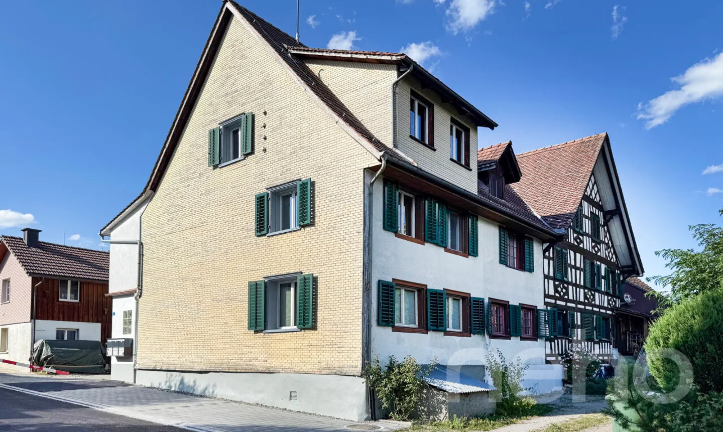 Une maison avec histoire - renouvelée pour l'avenir - Photo 1 sur 11