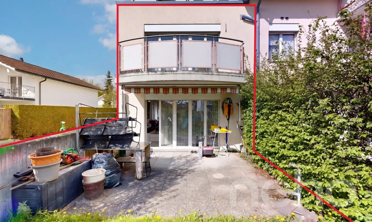 Appartamento duplex 4,5 locali con spazio aggiuntivo a Henau - Foto 2 di 11
