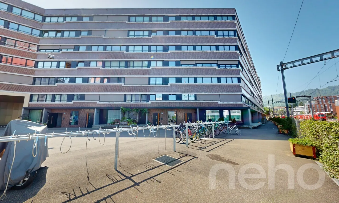 3 Minuten zum HB. Grosszügige Maisonette mit 2 Balkonen - Foto 1 von 11