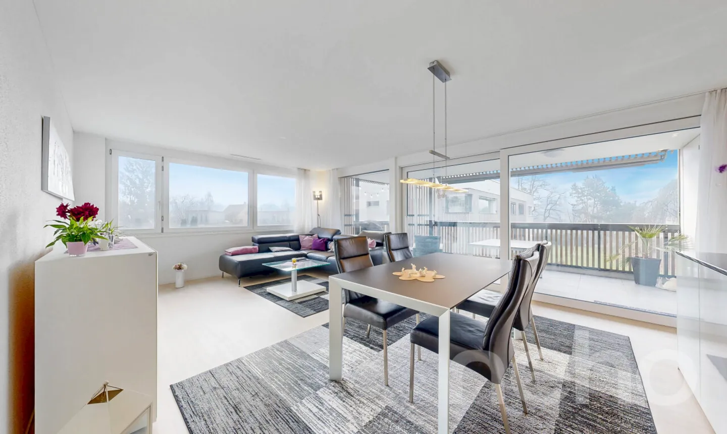 Helle 3.5-Zimmer-Wohnung mit Balkon - Foto 4 von 11