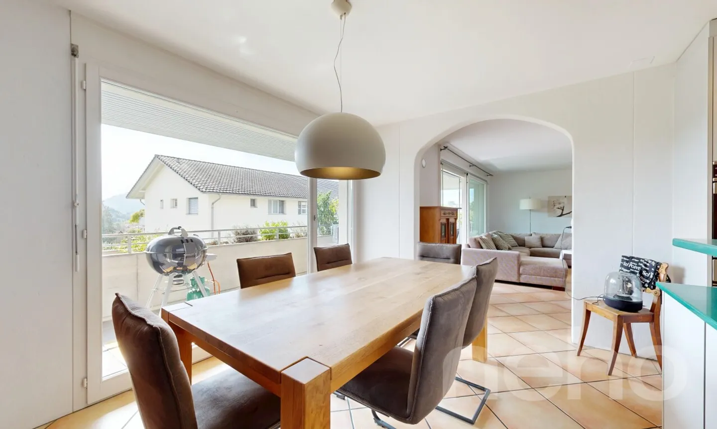 Spacious Family Apartment with Large South Terrace in Adligenswil - Photo 5 of 11