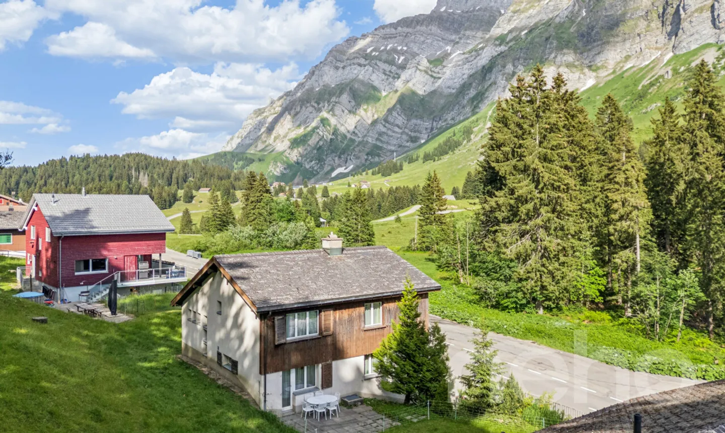 6.5-Room Single-Family House in Natural Surroundings at the Foot of the Säntis - Photo 1 of 11