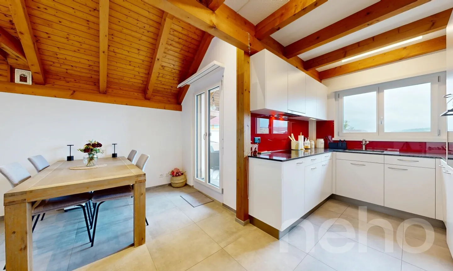 Renoviertes Doppeleinfamilienhaus mit Solarenergie - Foto 5 von 13