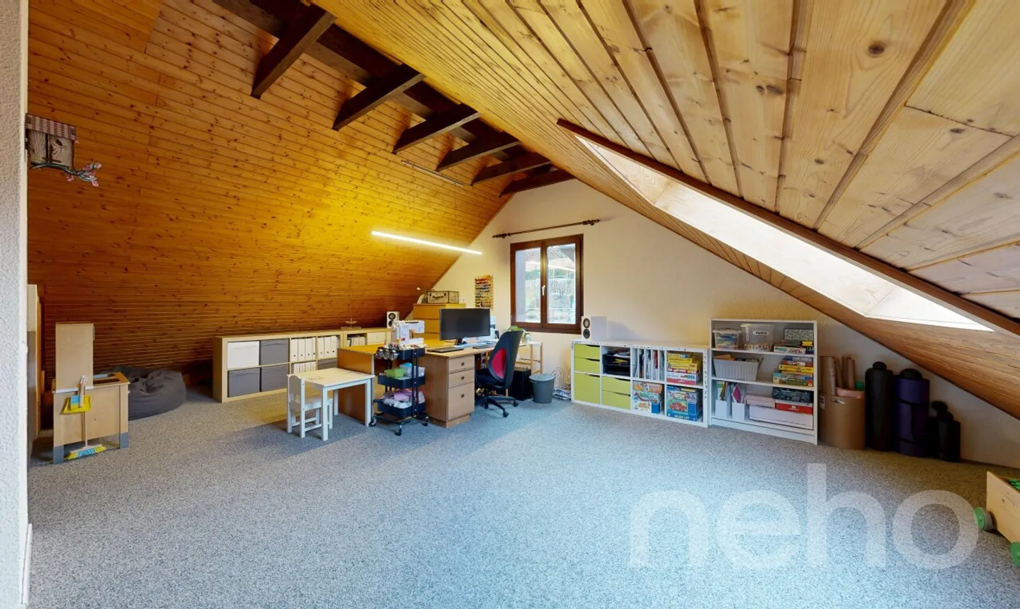 Modernisiertes DEFH mit PV-Anlage, Wärmepumpe und Pergola - Photo 4 of 11