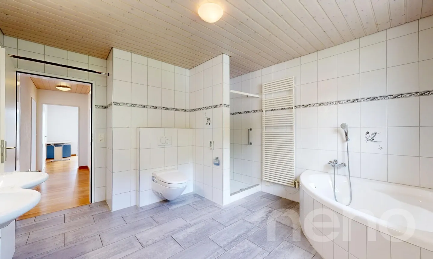 Ein Wohntraum auf einer Ebene: Attika mit Lift in die Wohnung - Foto 8 di 11