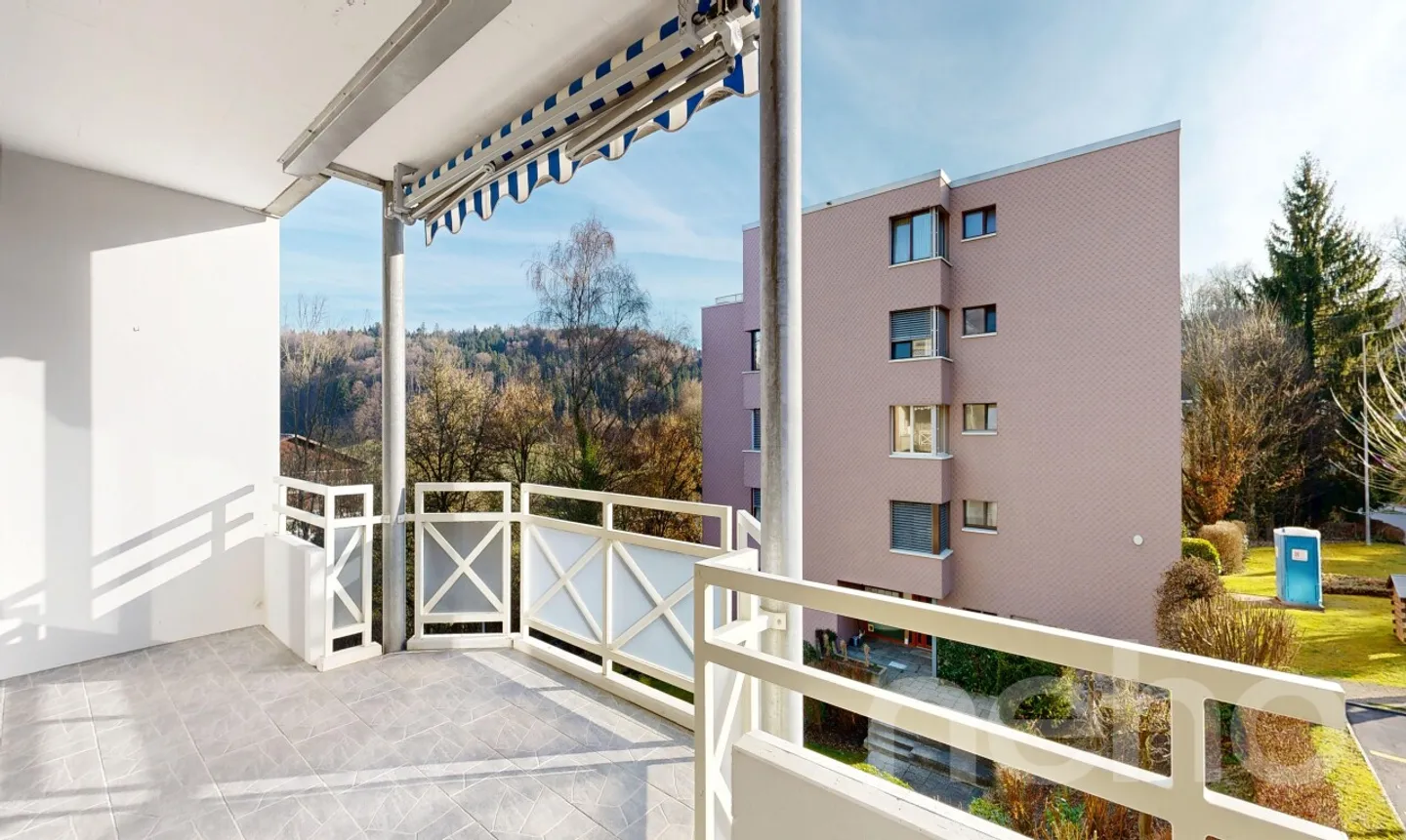 Appartement fraîchement rénové - Photo 8 sur 11