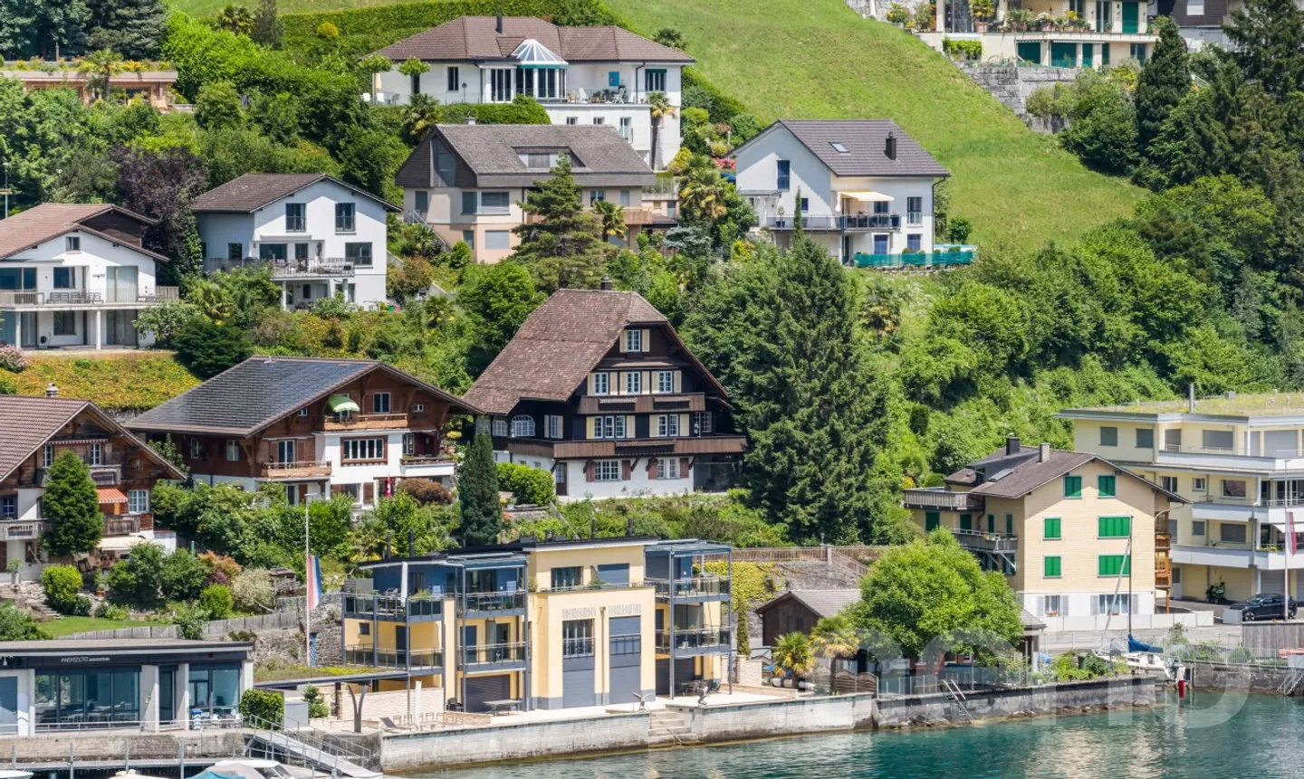 Einmalige Liegenschaft mit Seesicht - Foto 1 von 11