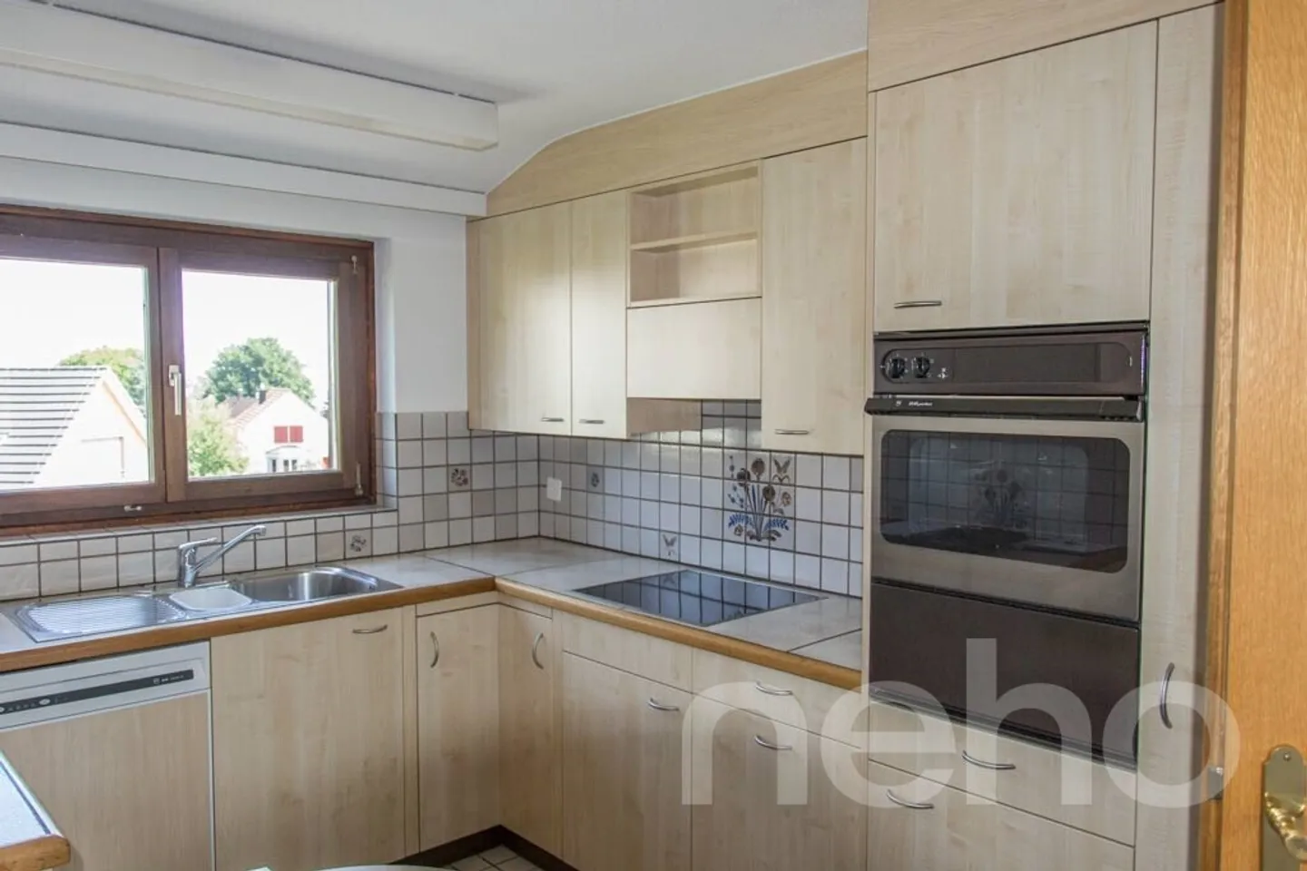 Comfort abitativo sopra i tetti di Mörschwil - Appartamento mansardato di 3,5 locali - Foto 4 di 11