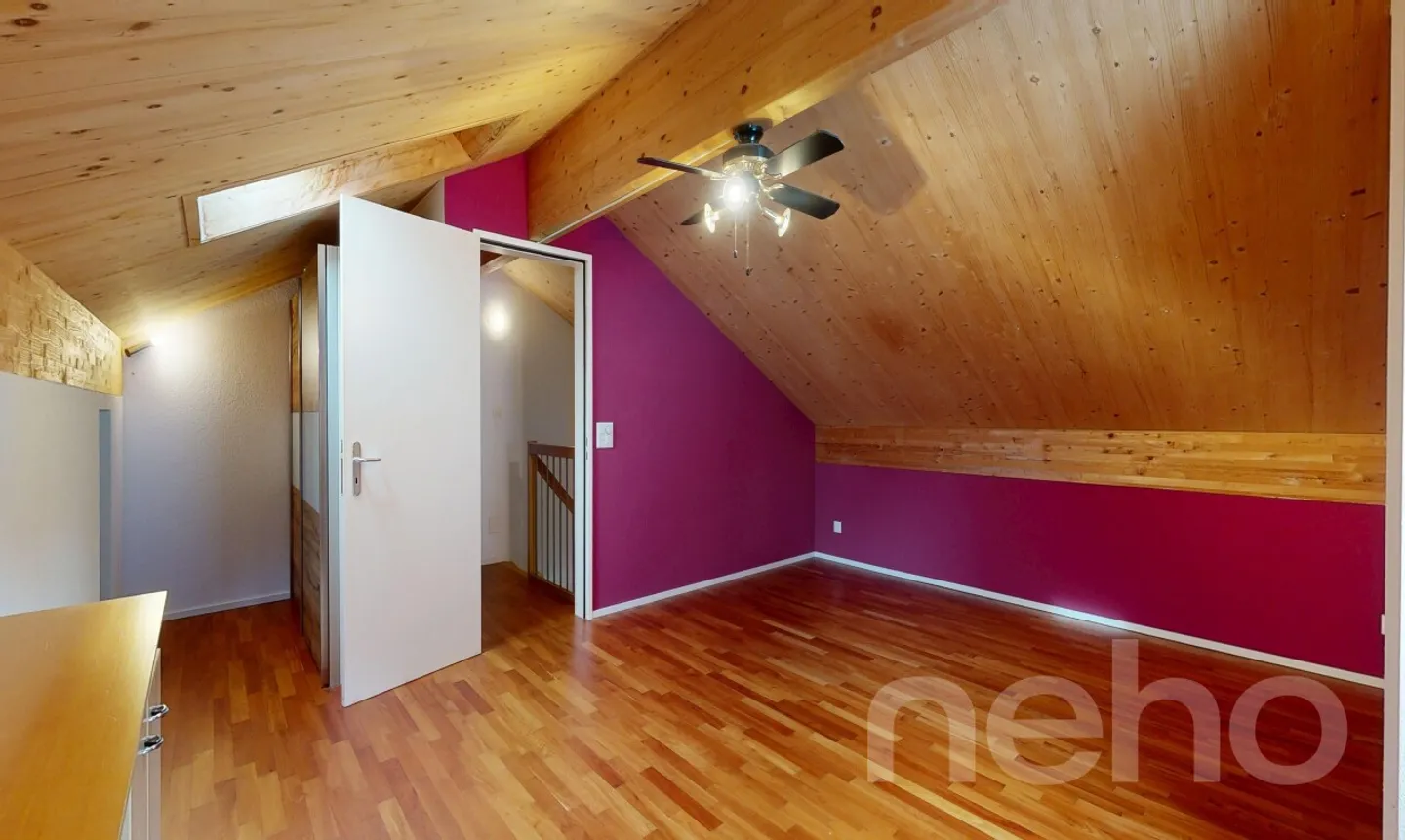 House with garden in a quiet location - Photo 9 of 11