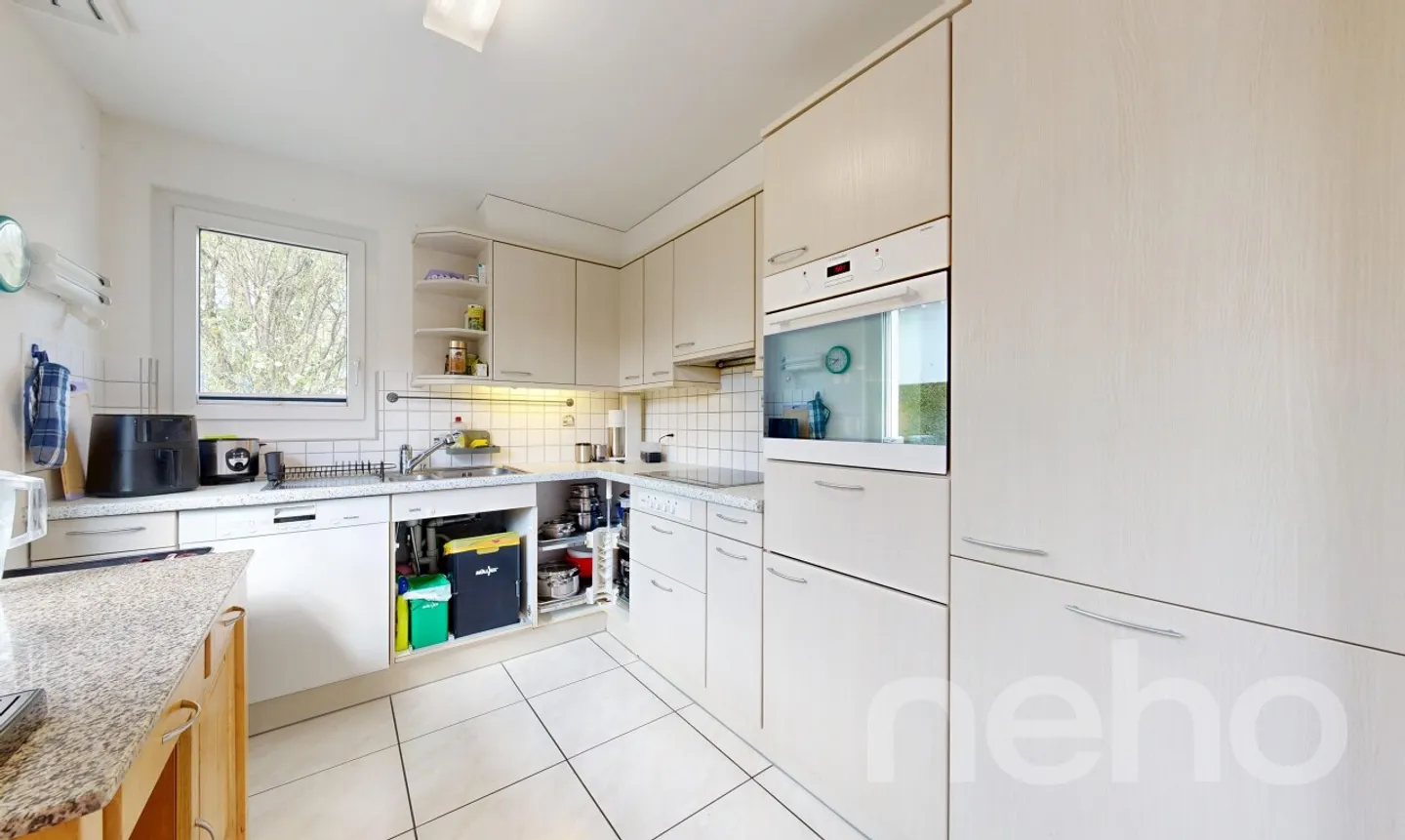 Appartamento duplex 4,5 locali con spazio aggiuntivo a Henau - Foto 5 di 11
