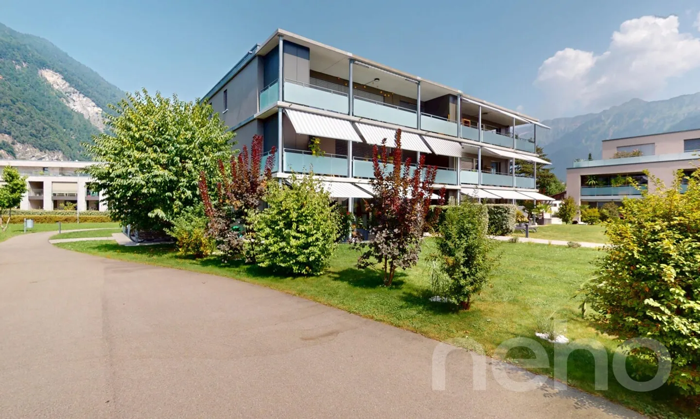 Family-friendly apartment with large terrace in Interlaken - Photo 3 of 11