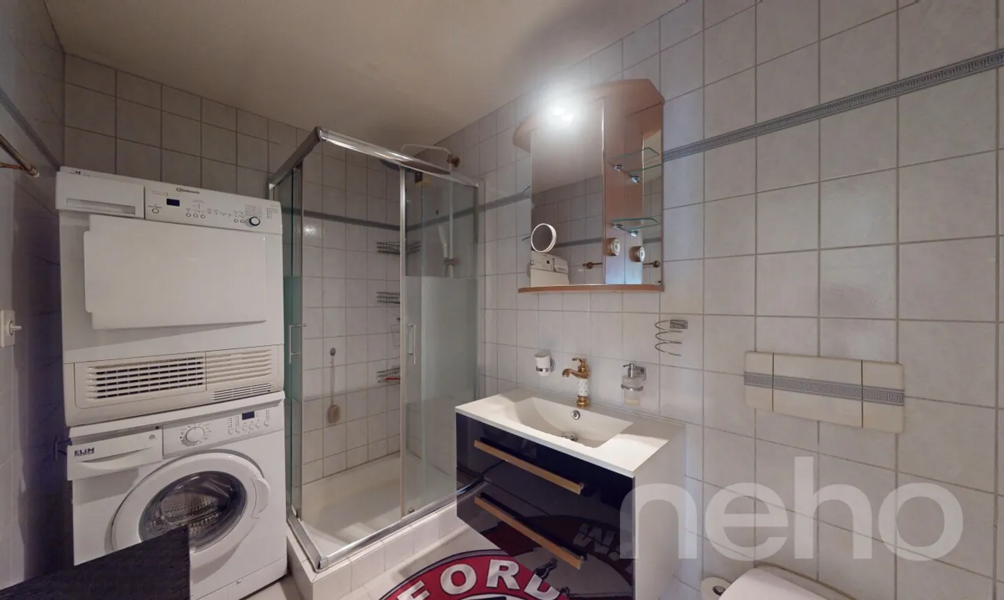 Charmante 3.5-Zimmer-Wohnung mit Wintergarten &amp; Cheminée in Wittenbach - Photo 9 of 11