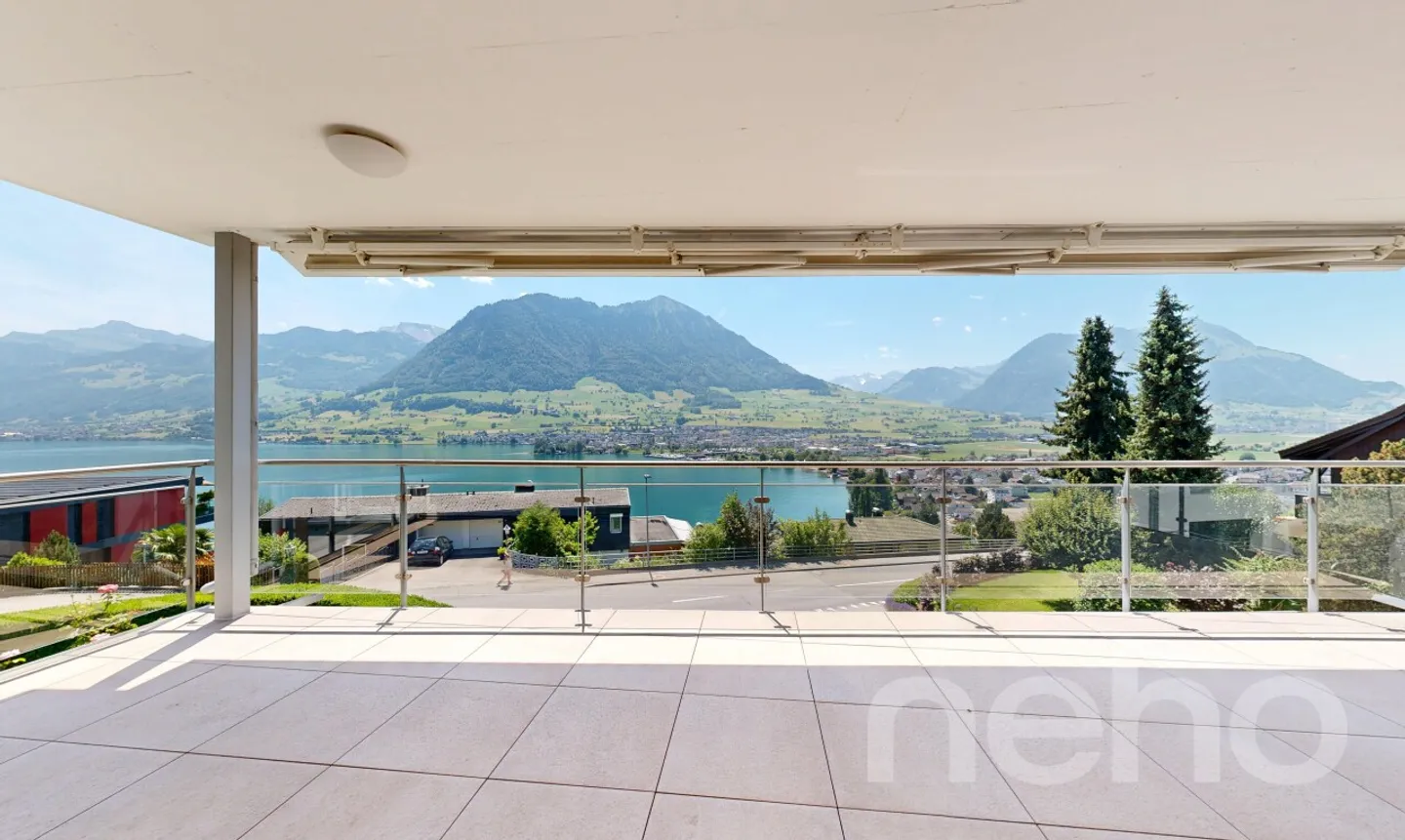 Appartamento esclusivo con terrazza e vista panoramica sul lago - Foto 3 di 11