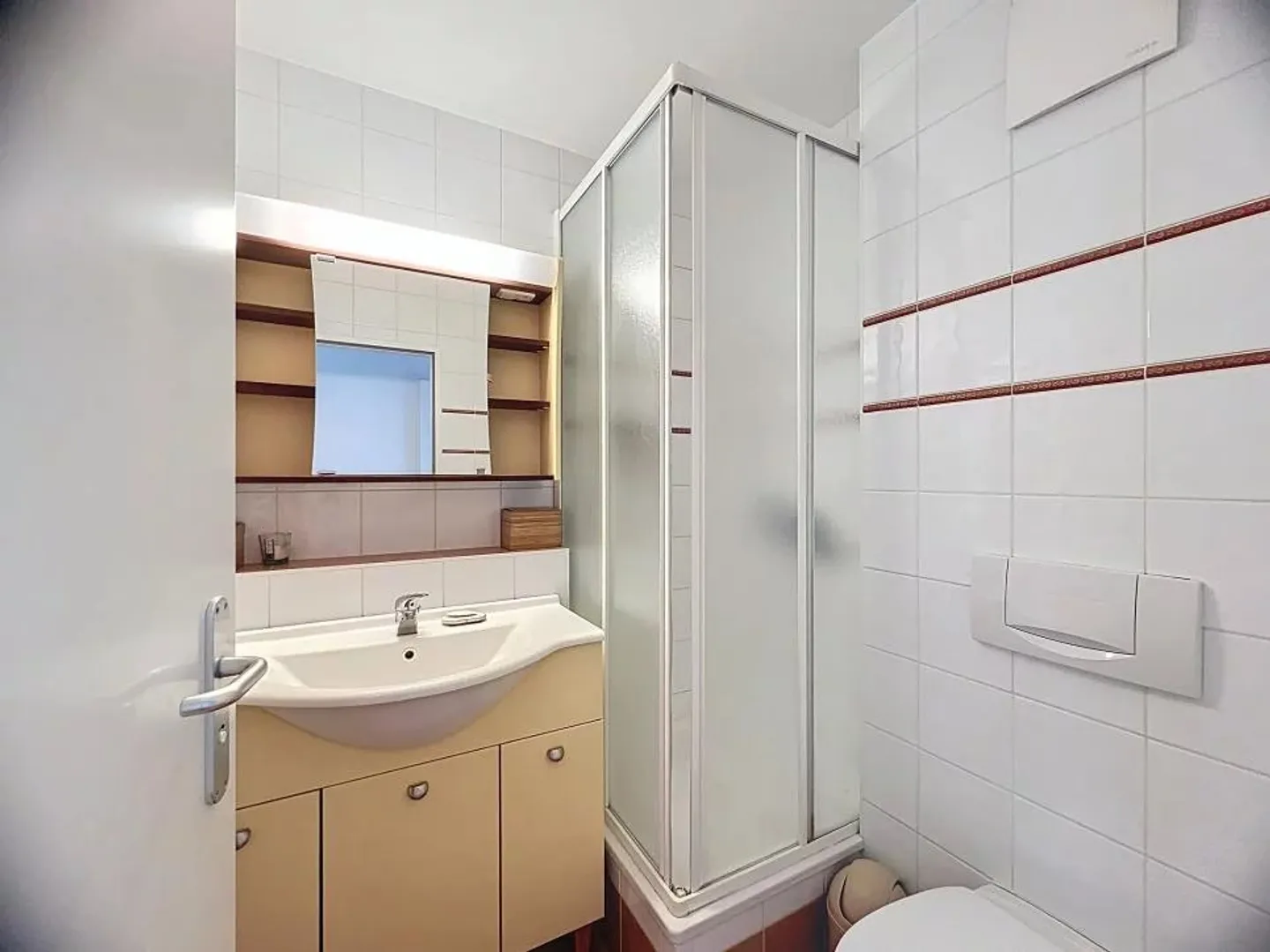 Superb penthouse with mezzanine and south-facing terrace in Troinex - Foto 8 von 13