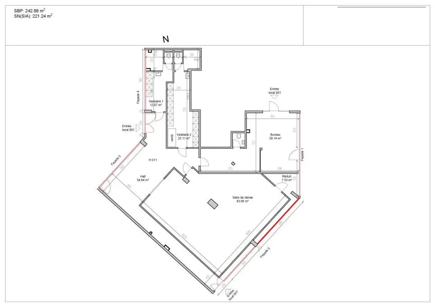 Spacious arcade – ideal for sports or wellness activities - Photo 11 of 13