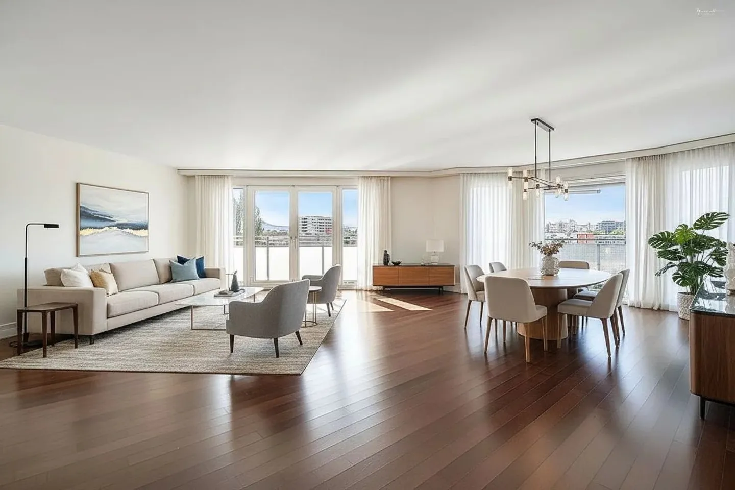 Exceptional Duplex in Saint-Jean - Photo 1 of 13