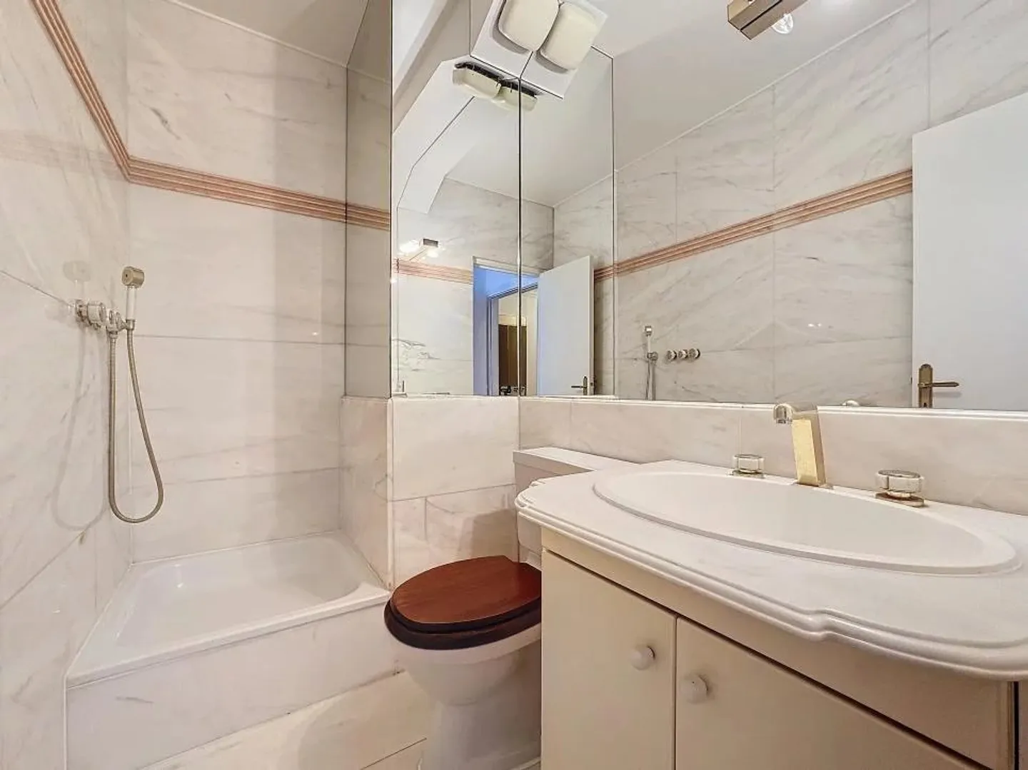 Spacious Duplex in Tranquil Setting - Photo 9 of 13