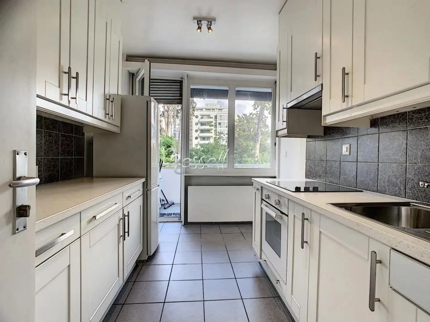 Charming Apartment with Pool - Photo 4 of 11