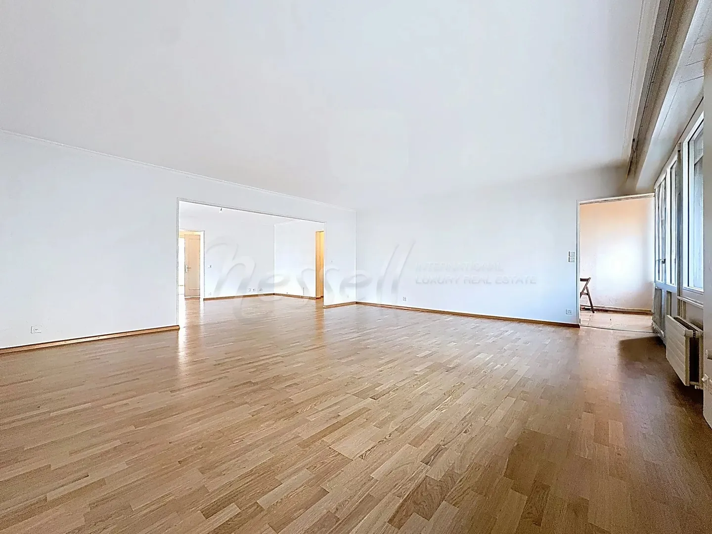 Hochwertige Wohnung in Florissant und nur einen Steinwurf vom Parc Bertrand entfernt - Foto 3 von 13