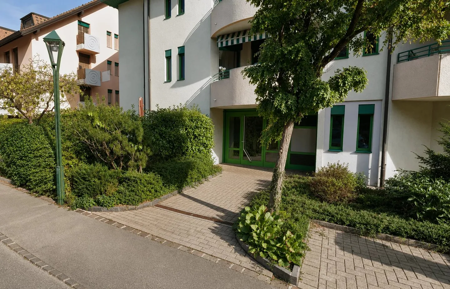 For Sale - Underground Parking Space in Gland - Photo 1 of 4
