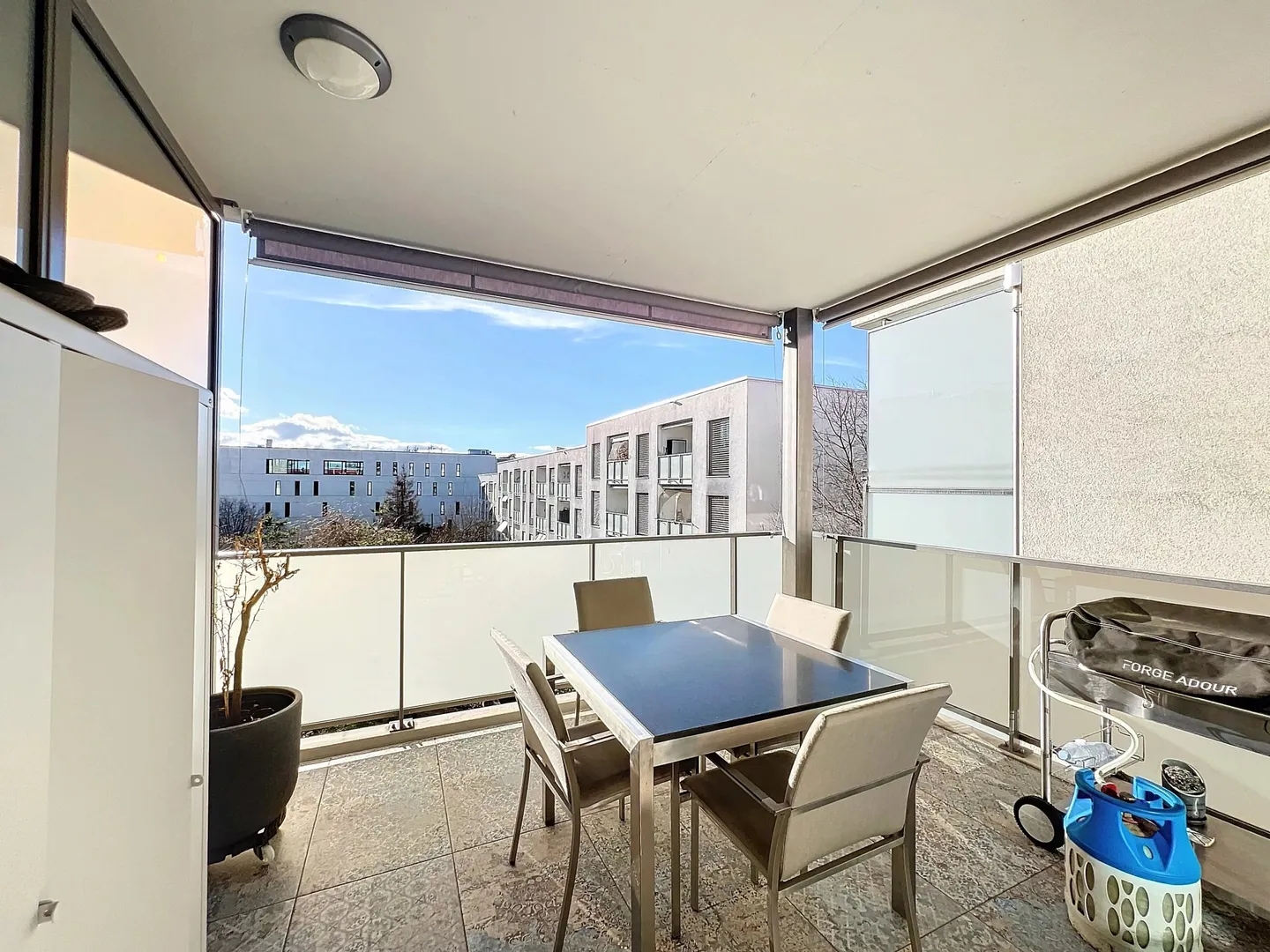 Appartement Meublé à Louer - Photo 3 sur 7